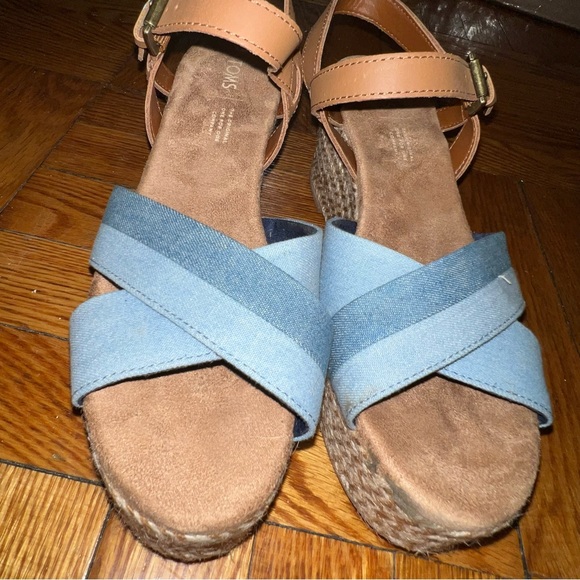 Toms Womens Willow Suede Strappy Wedge Sandals Denim - Picture 9 of 9